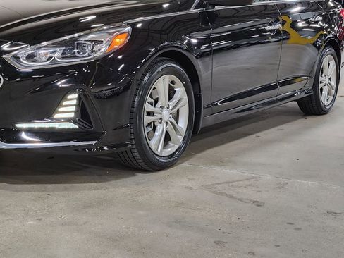 Used 2018 Hyundai Sonata Limited image 17