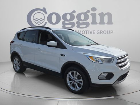 Used 2018 Ford Escape SE AWD/4WD image 7