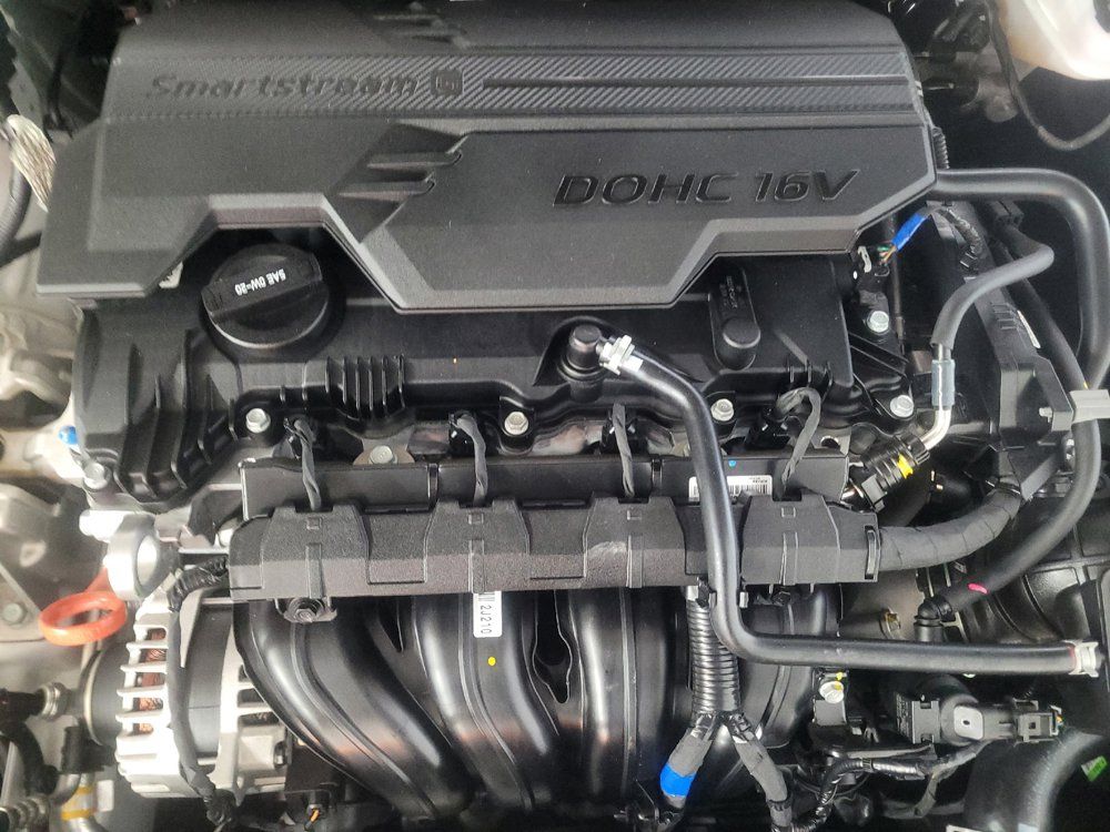 Used 2024 Hyundai Elantra SEL FWD image 30