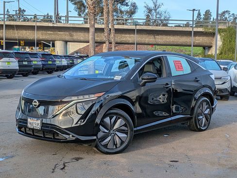 Certified 2024 Nissan Ariya FWD image 1