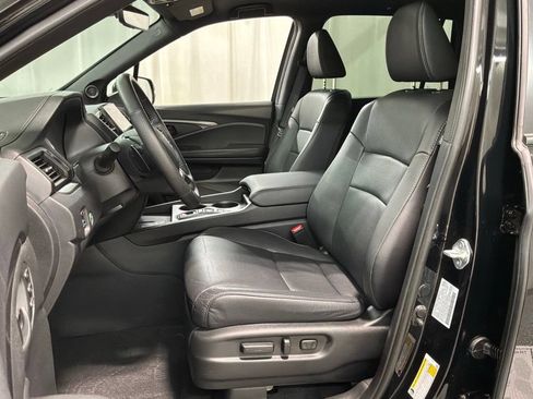Used 2025 Honda Passport EX-L image 22