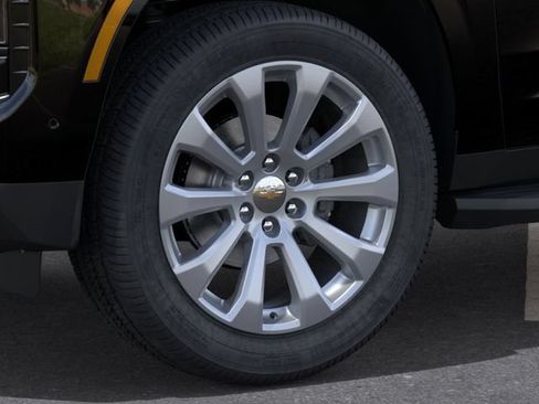 New 2026 Chevrolet Tahoe Premier w/ Sun And Tow Package AWD/4WD image 9
