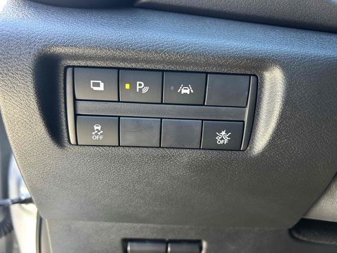 Used 2024 Nissan Versa S image 19