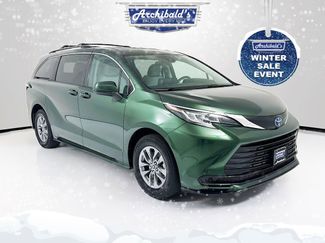 Used 2022 Toyota Sienna LE 360° Tour