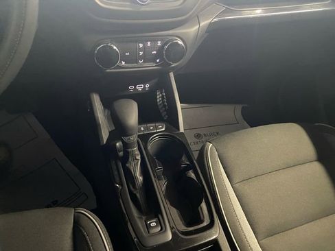 Used 2022 Chevrolet TrailBlazer LT image 23