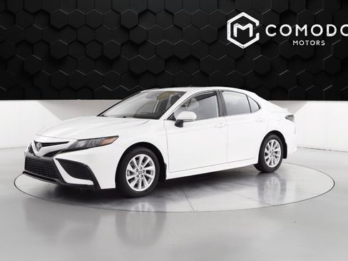 Used 2023 Toyota Camry SE image 7