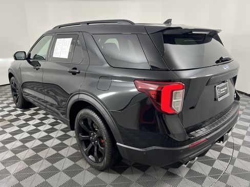 Used 2020 Ford Explorer ST w/ ST Street Pack image 10