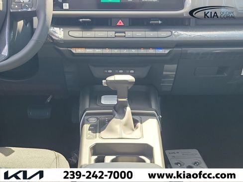 New 2027 Kia Seltos S FWD image 18
