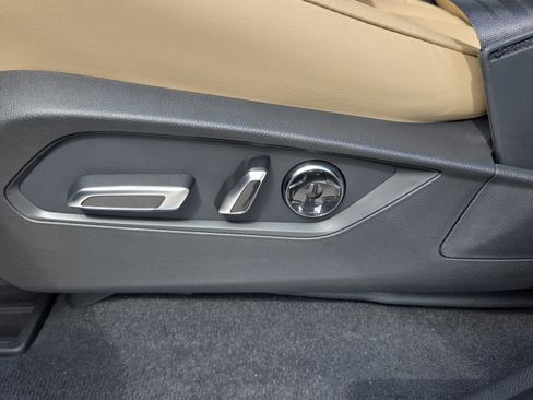 Used 2026 Acura MDX FWD w/ Technology Package image 10