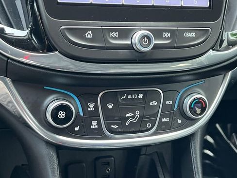 Used 2018 Chevrolet Volt Premier w/ Driver Confidence Package image 20