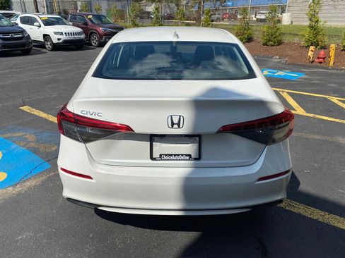 Used 2022 Honda Civic LX image 12