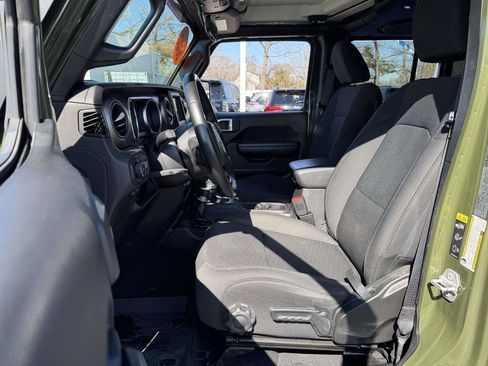 Used 2020 Jeep Wrangler Unlimited Sport image 13