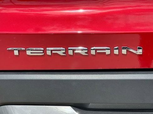 New 2026 GMC Terrain Elevation FWD image 21