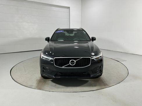 Used 2020 Volvo XC60 T6 R-Design w/ Protection Package Premier AWD/4WD image 17