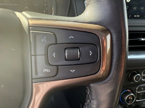 Used 2022 Chevrolet Tahoe High Country w/ Premium Package image 19