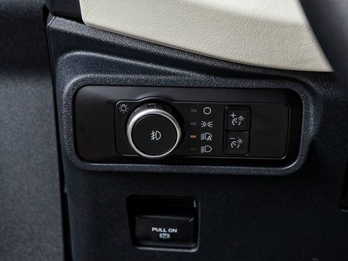 Used 2026 Ford Bronco Heritage Edition AWD/4WD image 22