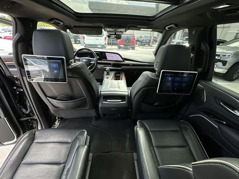 Certified 2023 Cadillac Escalade Premium Luxury RWD image 32