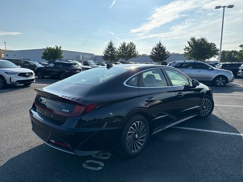Used 2023 Hyundai Sonata Limited FWD image 10