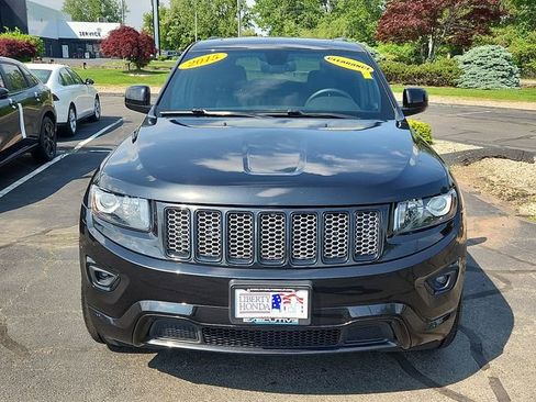 Used 2015 Jeep Grand Cherokee Altitude AWD/4WD image 2