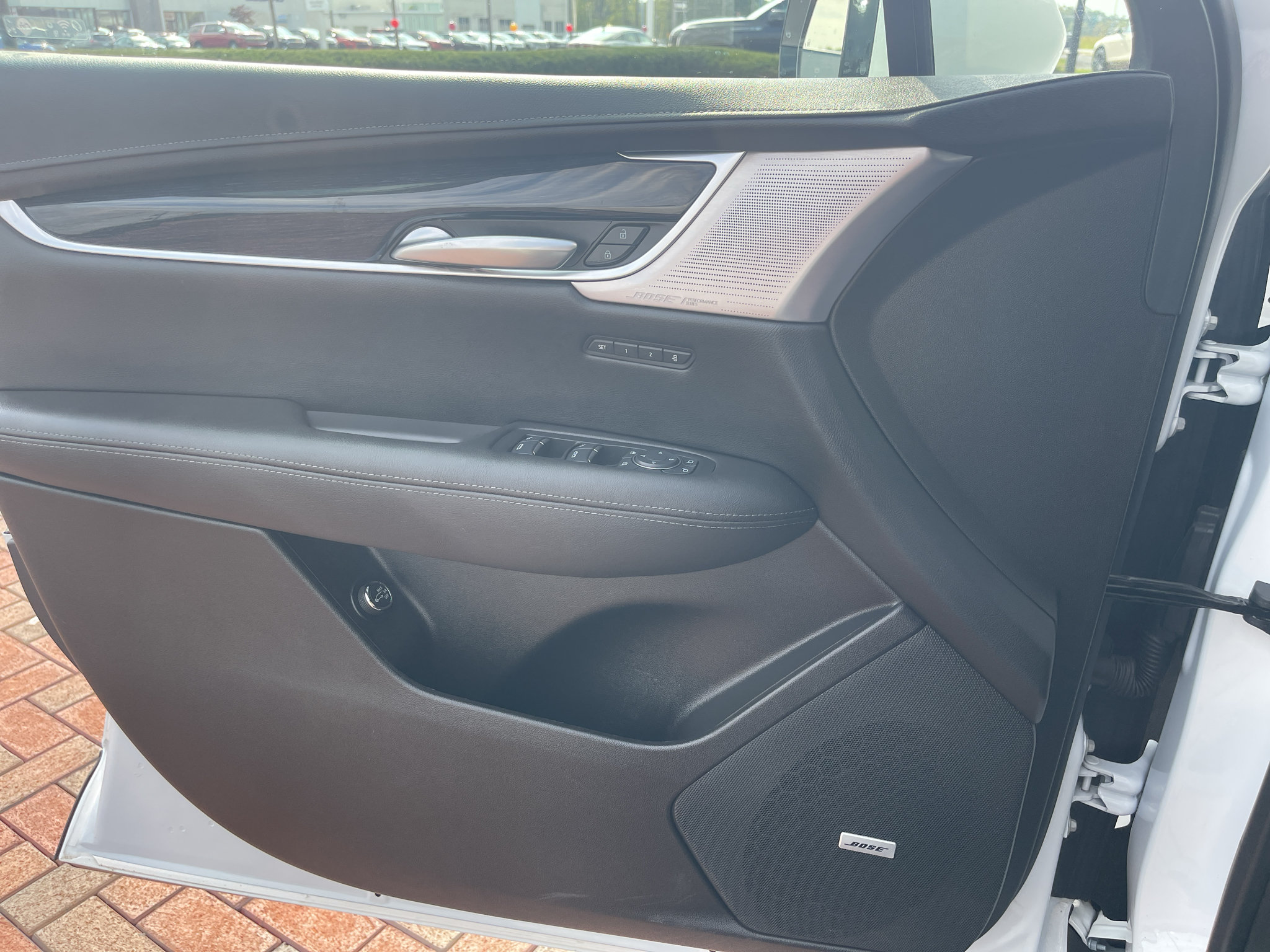 Used 2024 Cadillac XT5 Premium Luxury w/ Technology Package AWD/4WD image 19