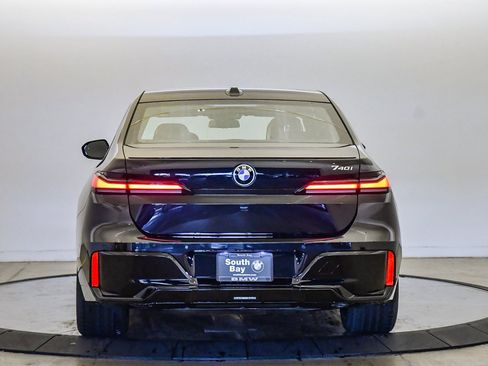 New 2026 BMW 740i w/ Premium Package image 3