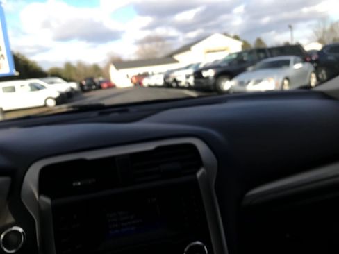 Used 2017 Ford Fusion S image 29