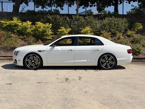 Used 2018 Bentley Flying Spur S V8 image 12