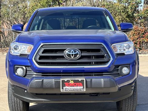 Used 2023 Toyota Tacoma SR5 w/ Technology Package image 7