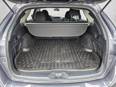Used 2024 Subaru Outback Premium AWD/4WD image 7