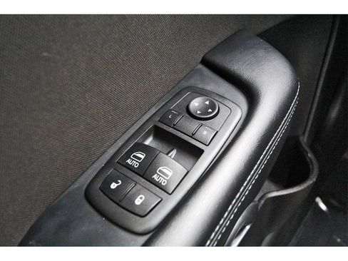 Used 2022 Dodge Challenger GT w/ Performance Handling Group image 18