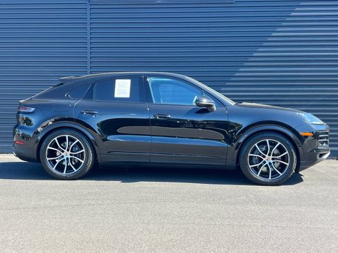 Certified 2026 Porsche Cayenne Coupe AWD/4WD image 10