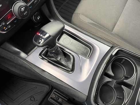 Used 2017 Dodge Charger R/T w/ Navigation & Travel Group image 14