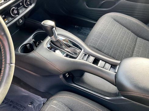 Used 2024 Honda HR-V Sport image 14