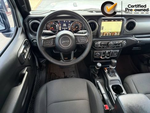 Certified 2023 Jeep Gladiator Sport AWD/4WD image 5