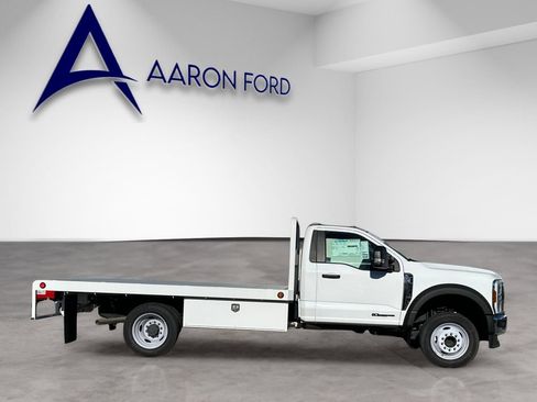 Used 2024 Ford F550 2WD Regular Cab Super Duty w/ XL Chrome Package image 6