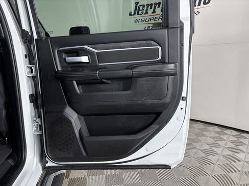 Used 2024 RAM 2500 Big Horn image 24
