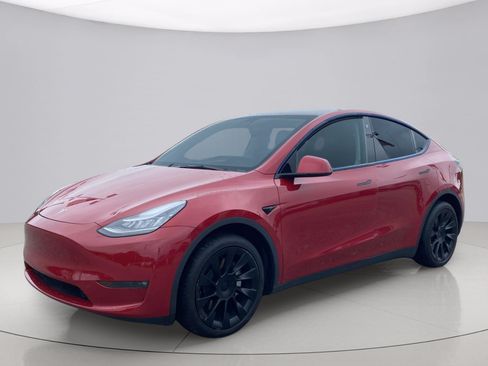 Used 2021 Tesla Model Y Long Range AWD/4WD image 6
