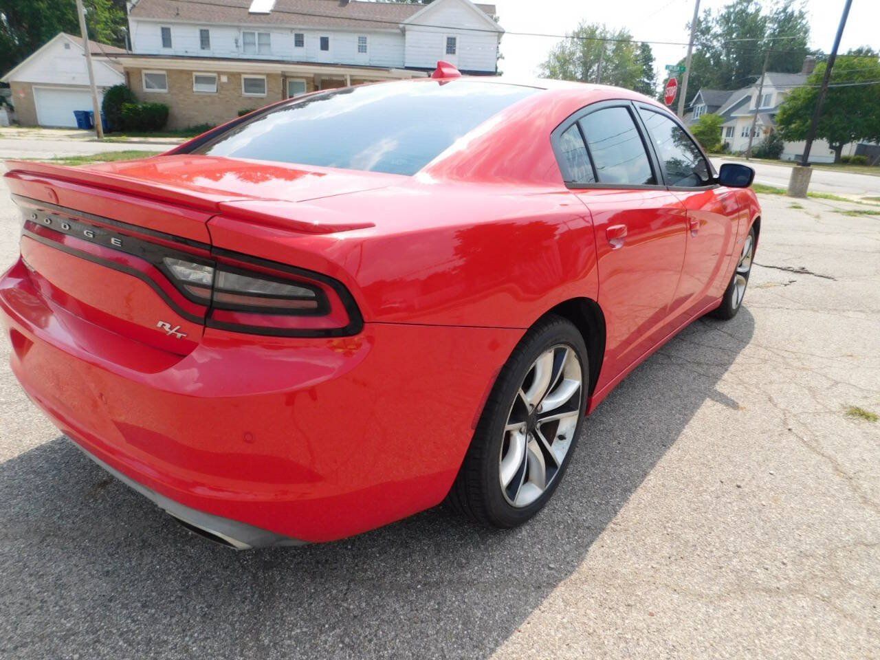 Used 2015 Dodge Charger R/T w/ Plus Group RWD image 6