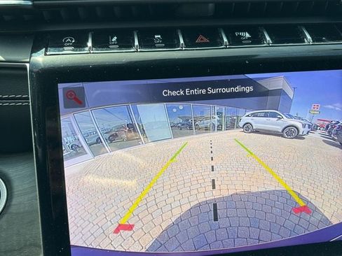 Used 2023 Jeep Grand Cherokee Limited image 19