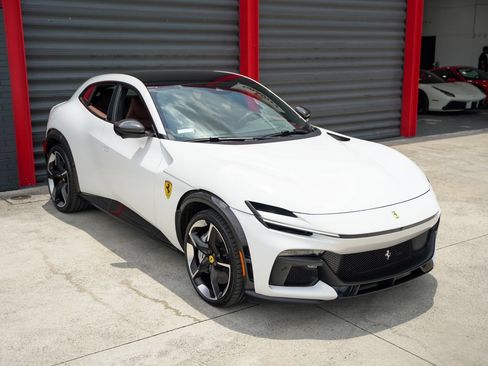 Used 2025 Ferrari Purosangue AWD/4WD image 9