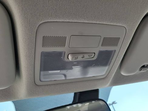 Certified 2026 Hyundai Venue SE FWD image 18