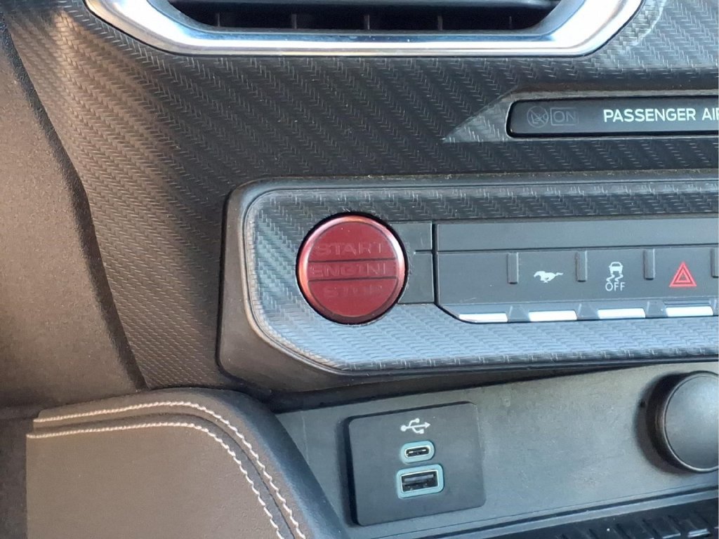 Used 2024 Ford Mustang GT Premium RWD image 8