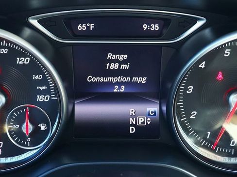 Used 2020 Mercedes-Benz GLA 250 image 41