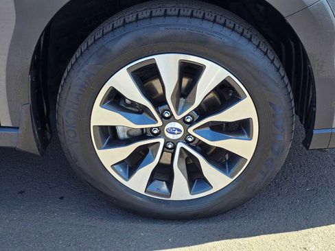 Used 2023 Subaru Outback Limited AWD/4WD image 9