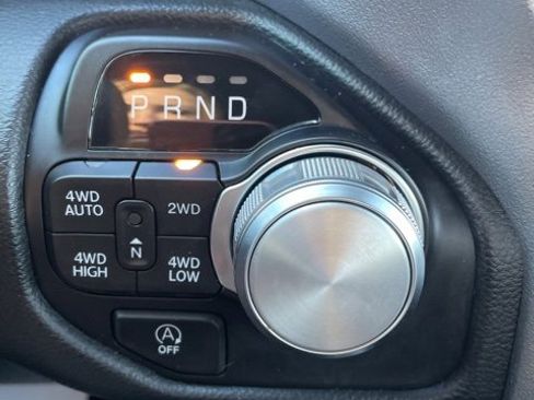 Used 2024 RAM 1500 Laramie image 33