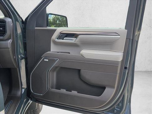 Used 2026 Chevrolet Silverado 1500 LT Trail Boss w/ Convenience Package II image 10