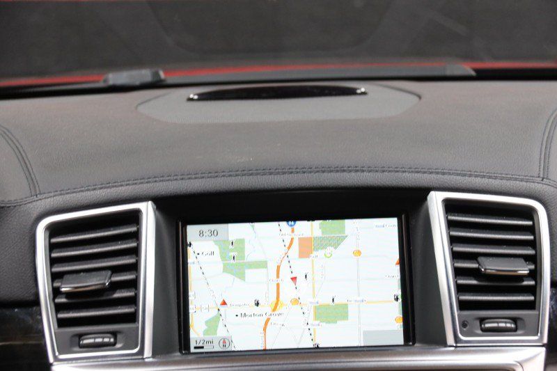 Used 2015 Mercedes-Benz GL 550 4MATIC image 53