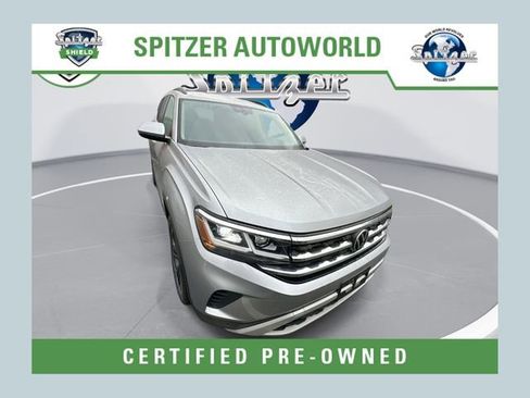 Used 2023 Volkswagen Atlas SE w/ Black Wheel Package image 1