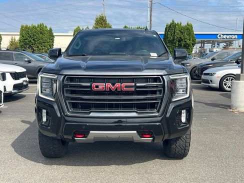 Used 2023 GMC Yukon XL AT4 w/ Max Trailering Package AWD/4WD image 4