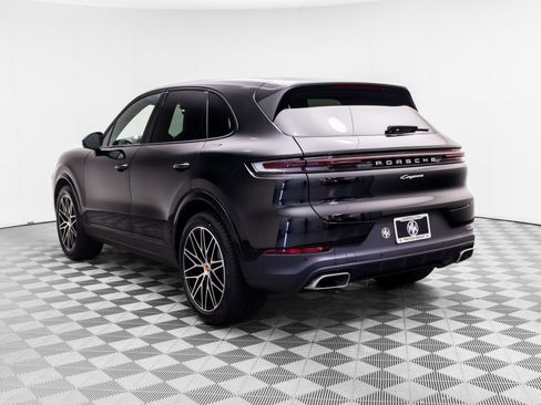 New 2026 Porsche Cayenne AWD/4WD image 3